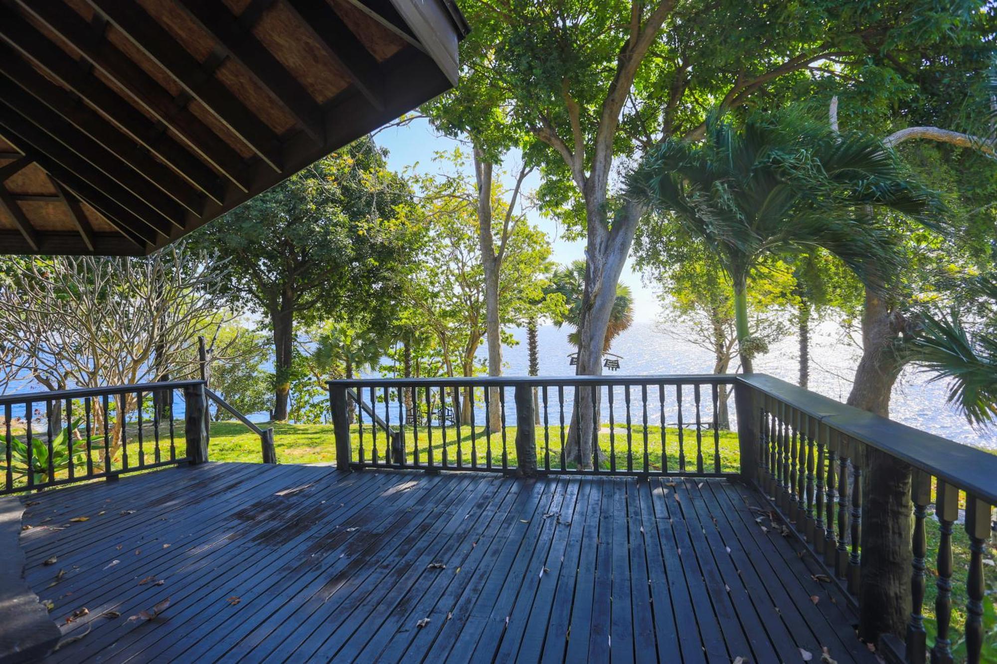Ban Raya Resort And Spa Ko Racha Yai Exterior foto