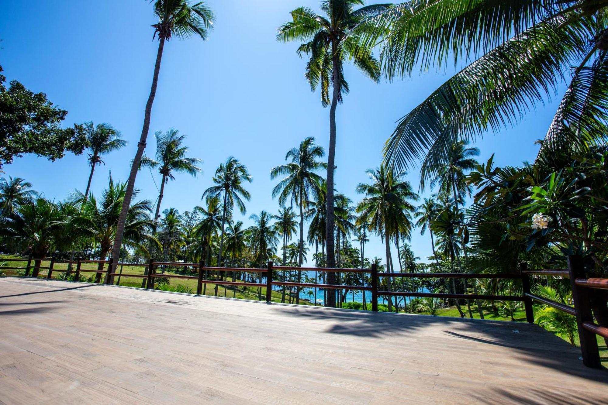 Ban Raya Resort And Spa Ko Racha Yai Exterior foto